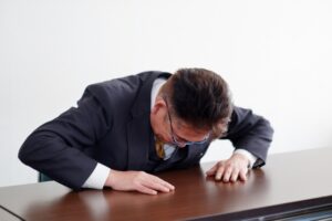 上司「あーごめんごめん、これは俺が悪ぃわ」