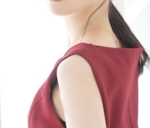 11歳、夏のビキニ生足がドチャクソ『性』すぎる
