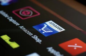 【画像】Amazonで新品の財布ポチッて届いた実際の物がこちら・・・