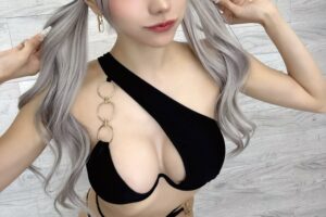 【画像】現代のNo.1白ギャル、進化しすぎてヤバいｗｗｗｗｗｗｗ