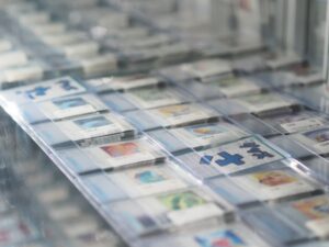 【悲報】カードショップ、キッズの溜まり場だったのに半グレの溜まり場になる
