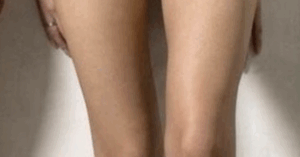 ぼく、ミニスカ女子がいたので歩行速度を上げてエスカレーターに乗り込むことに成功