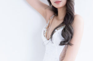 セクキャバでおっぱい吸われながら数年働いてたけど質問ある？