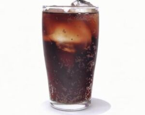 土方のコーラの飲み方、ちょっとヤバすぎるwwwwwwwwww