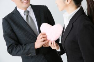 職場のおそらく両想いの後輩に告白しようと思う