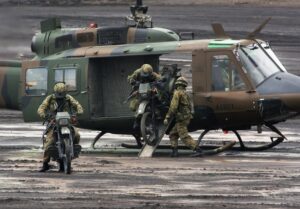 【画像】自衛隊候補のJK、レベチｗｗｗｗｗｗｗｗｗｗｗ