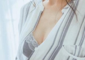 【画像あり】生理中の女さん、パイパン公開へ