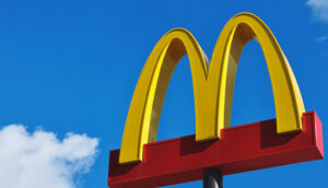 【画像】マクドナルド、朝の5時から謎の大行列ｗｗｗｗｗｗｗｗ