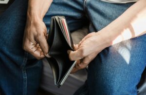 【悲報】ワイジ、メルカリで別の商品を発送