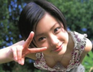 【画像】上戸彩とかいう劣化知らずの巨乳ママwwwwwwwwww