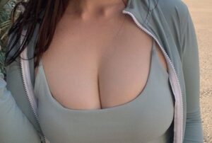 【動画あり】Lv.999の乳房が揉みしだかれる神動画wwww