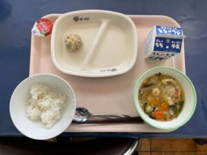 【悲報】埼玉の給食、ガチで貧民だったwwwwwwwwwwwwww