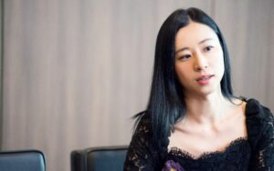 三浦瑠麗さんの透けブラ、全くもってエロくない😤