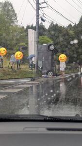 【画像】芸術的すぎる縦列駐車が撮影されるwwwwwwwwwwww