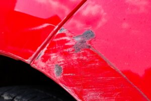 車へこんでるのに修理しないやつの心理ｗｗｗｗｗｗｗｗｗｗ