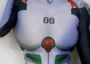 【画像】黒人女性による綾波レイのコスプレ、凄すぎるwwwww