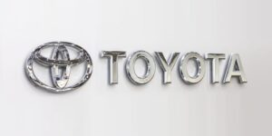 【朗報】天下のトヨタさん、画期的な事故防止システムを取り入れる