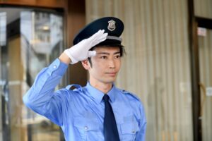 警備員ぼく(たったの年収270万円)のお仕事内容がこちらｗｗｗｗ