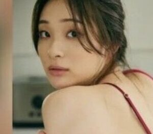 【画像】足立梨花のケツ、あまりにもエチエチすぎるwwwwww
