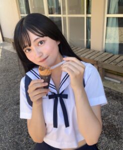 【画像あり】現役JK2のケツｗｗｗｗギュッとしてる