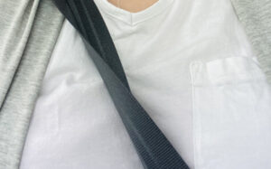 Tシャツについてる謎の胸ポケットの本当の使い道ｗｗｗｗｗｗｗｗ