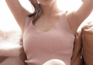 【画像】どの学校にも居るドスケベ女保健教師wwwwwwwwwww