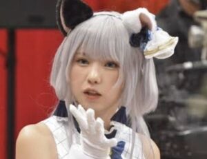 【画像】ブレイクする前のえなこ、全然えっちだったwwwwwwwww