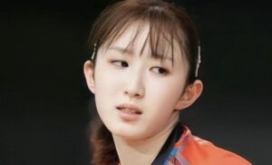 【画像】卓球プロ『早田ひな』の太もも、スケベすぎるwwwwwwww