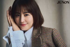 【画像】授賞式に登壇した長澤まさみさん(37)のふっくらお乳ｗｗｗｗｗｗｗ