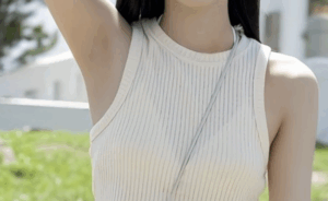 【悲報】テレ東女子アナ、女子トイレ内でやらかす