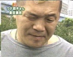 【悲報】自動車事故を起こしたウド鈴木の対応がこちらwwwwwwwwwww