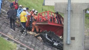 【闇深】４人が猛スピードで水門に突っ込んだ理由、謎過ぎる