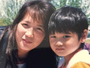 【画像】大谷ママの若い頃、真美子さんに激似なんだがｗｗ