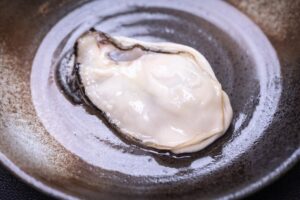 生牡蠣「生でいいよ♡」ワイ「ｺﾞｸﾘ…」→1時間後