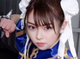 【画像】太ももがムヂムヂすぎる春麗のコスプレイヤー、えっち