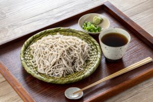 【悲報】蕎麦の食べ方を知らない大人が急増中！正解はこちら