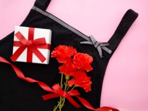 【悲報】母「母の日にすぐ枯れる花もらっても嬉しくない」