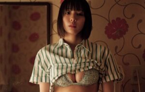 【画像】岡田紗佳（31）「オタク君はこういうのが好きなんでしょ？ｗ」