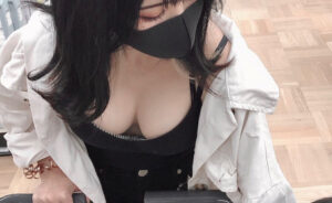 【画像】ドスケベ過ぎる買い物中の人妻、見つかるｗｗｗｗｗｗ【他106枚】