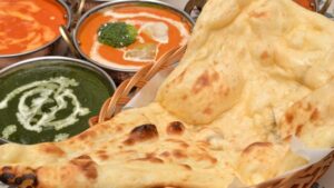 【画像】X民「カレー屋さんがサービスしてきた料理、どう食べるのか不明すぎて5分くらい悩んでる」