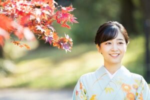 【朗報】佳子さま、胸チラ回避