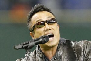 【悲報】長渕剛さん2時間ステージに立つ体力がなくなる