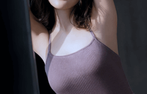 【画像】乳だけの菊地姫奈さん、顔を十分に抜けるレベルに