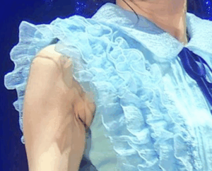 【画像】大人気美人声優、太ももがドスケベすぎるwwwwwww
