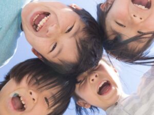 クソガキ、天才的な食事法を生み出してしまうwwwwwwwww