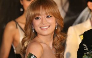 【動画】最新の浜崎あゆみさん、ぱっと見その辺にいるおばさんに見える