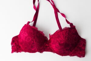 【画像】女性視点のおっぱい、えっちが過ぎる