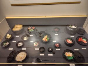 【画像】昔の上級国民の食事wwwwwwwwwwwww