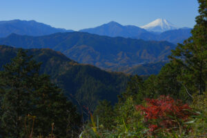 【画像】空調服で「日本一の山」に登るでｗｗｗｗｗｗｗｗｗｗｗ