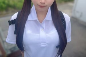 激カワモデルさん、エッチな身体に成長してしまう